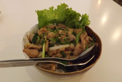豚味噌炒め丼